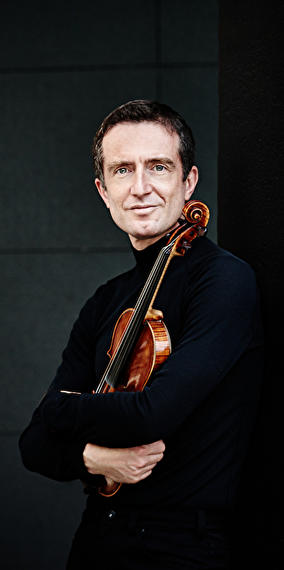 Concert Luxembourg Chamber Orchestra / Joseph Bastian / Tedi Papavrami