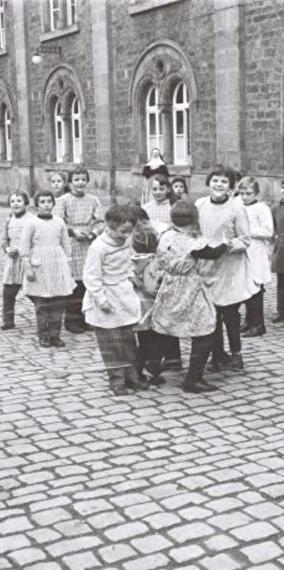 De l'hospice au foyer pour enfants