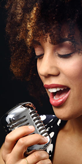 Dianne Reeves