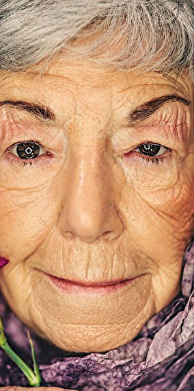 La dignité des femmes vieillissantes - Photographs