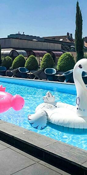 Pool Party at Novotel Metz Centre with Poesis Sonore