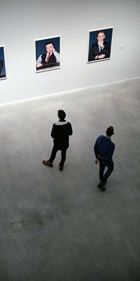 Regular visits around the exhibitions