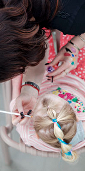Maquillage et coiffure magiques - Familljefestival Chrëschtdag