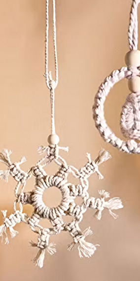 Atelier suspensions de Noël en macramé