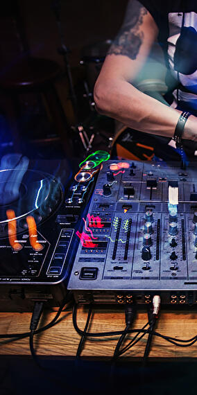 Techno sur glace avec Netty Hugo