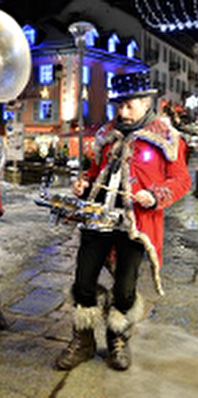 The Christmas brass band