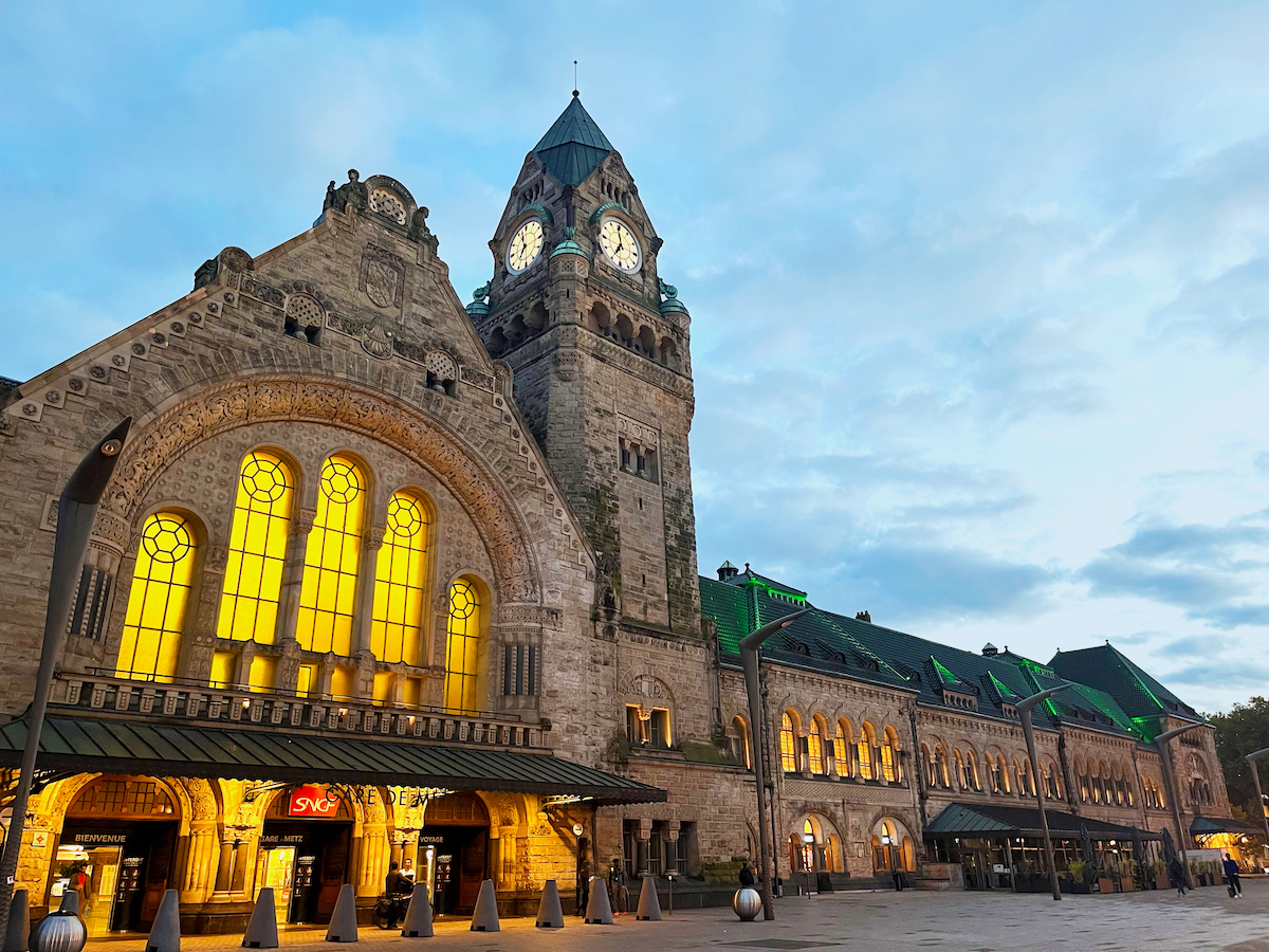 From the Cathedral to the Train Station - Guided Tour of Metz