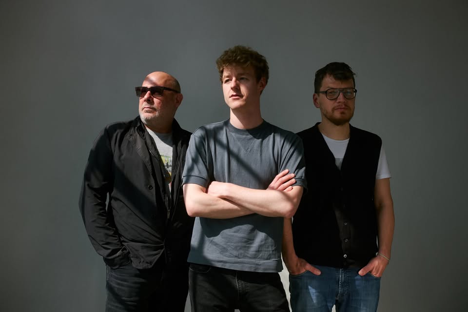 Fabian Willmann Trio featuring Jeff Ballard