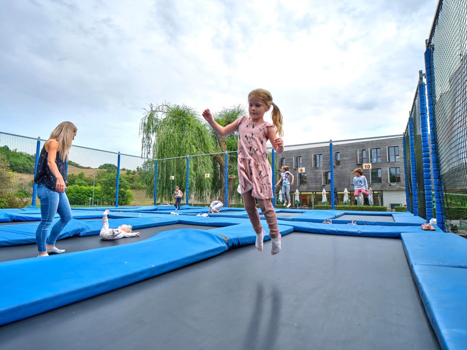 Amusez-vous au parc de trampolines !