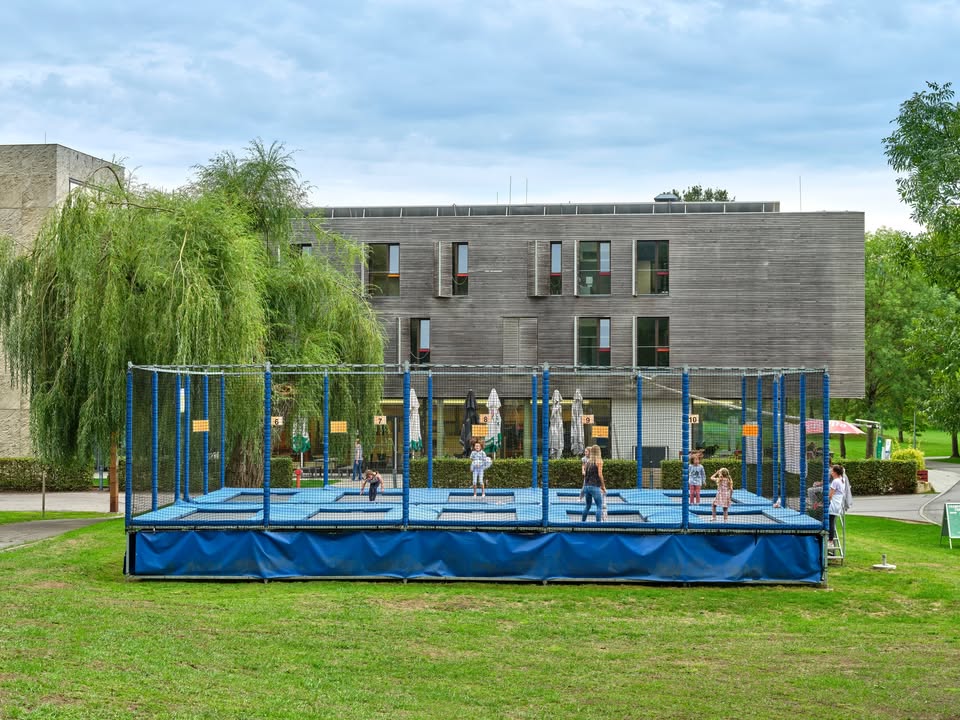 Amusez-vous au parc de trampolines !