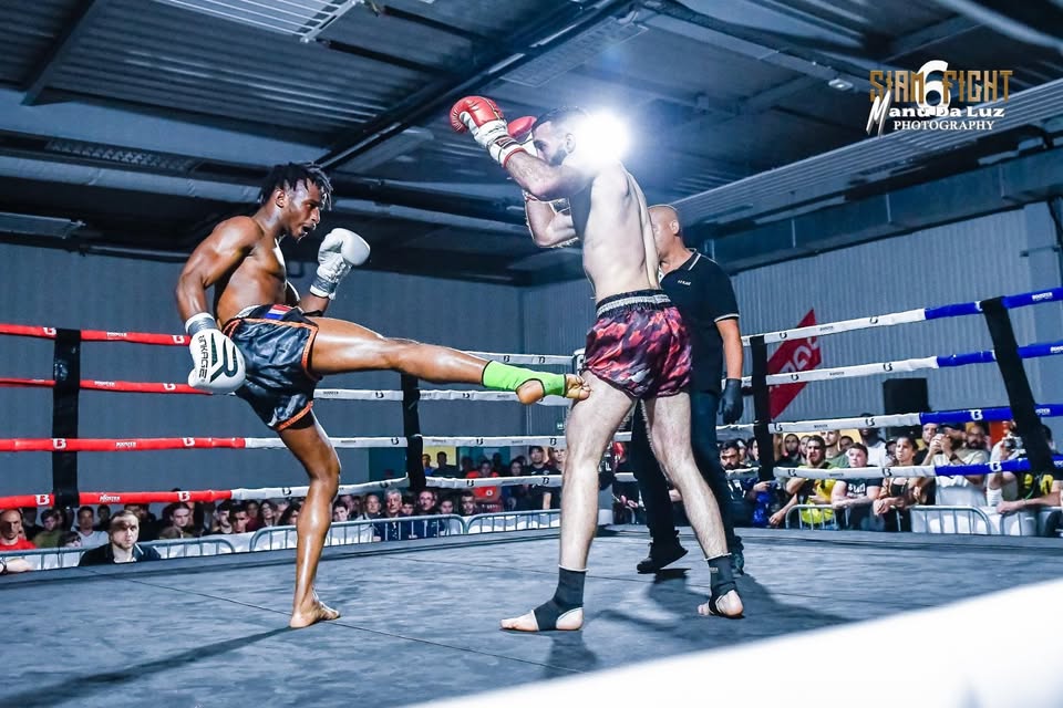 Pesée officielle Siam Fight à Geric