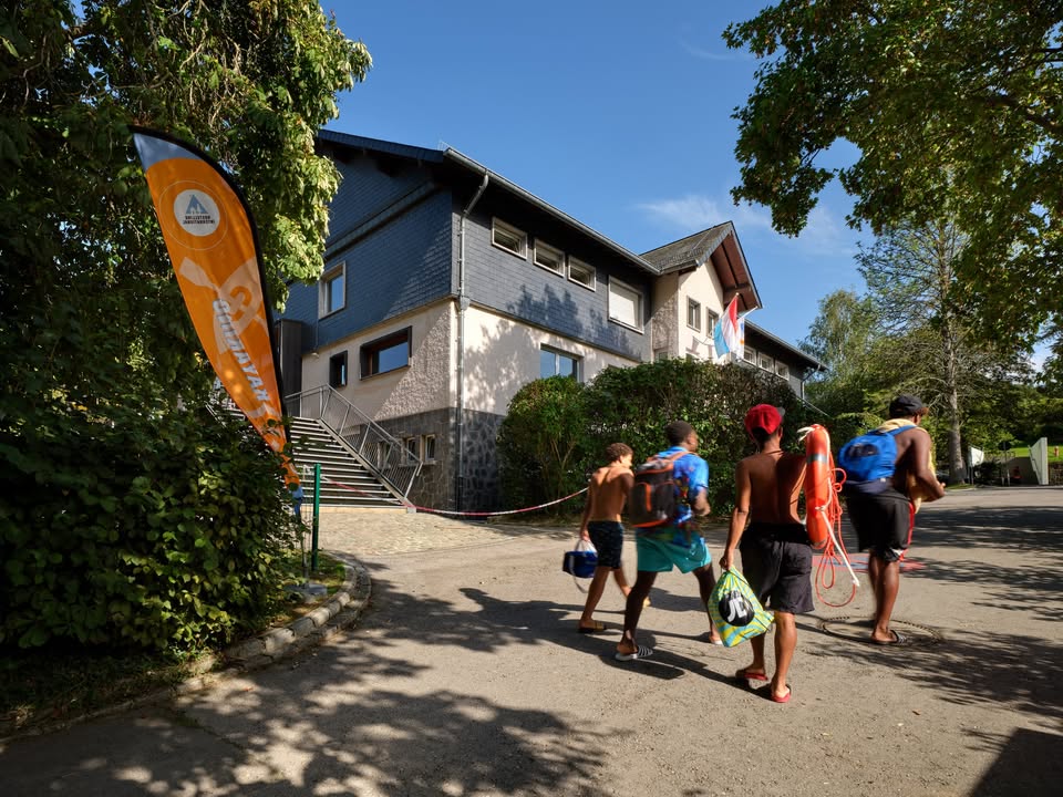 Water sports: equipment rental in Lultzhausen