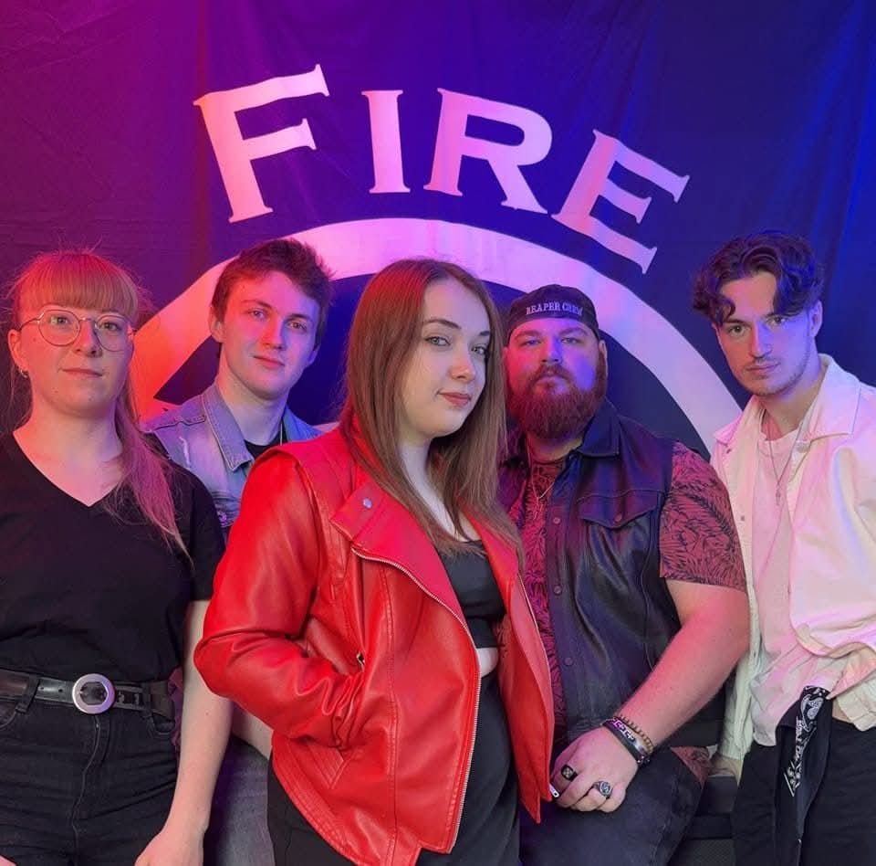 Exposition Green - Concert Fire Wolves