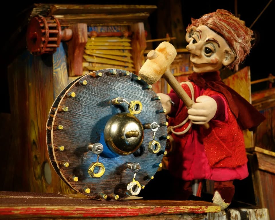 Le Rouge et le Vert - Compagnie Esqui-Mot