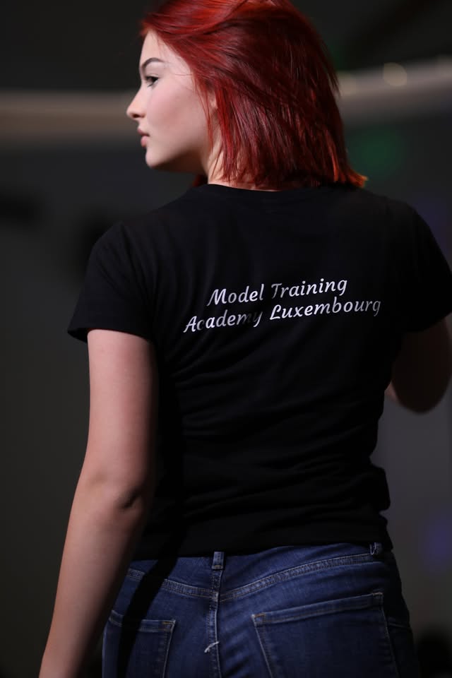 Cours découverte Top Model Academy Luxembourg session 2025-2026