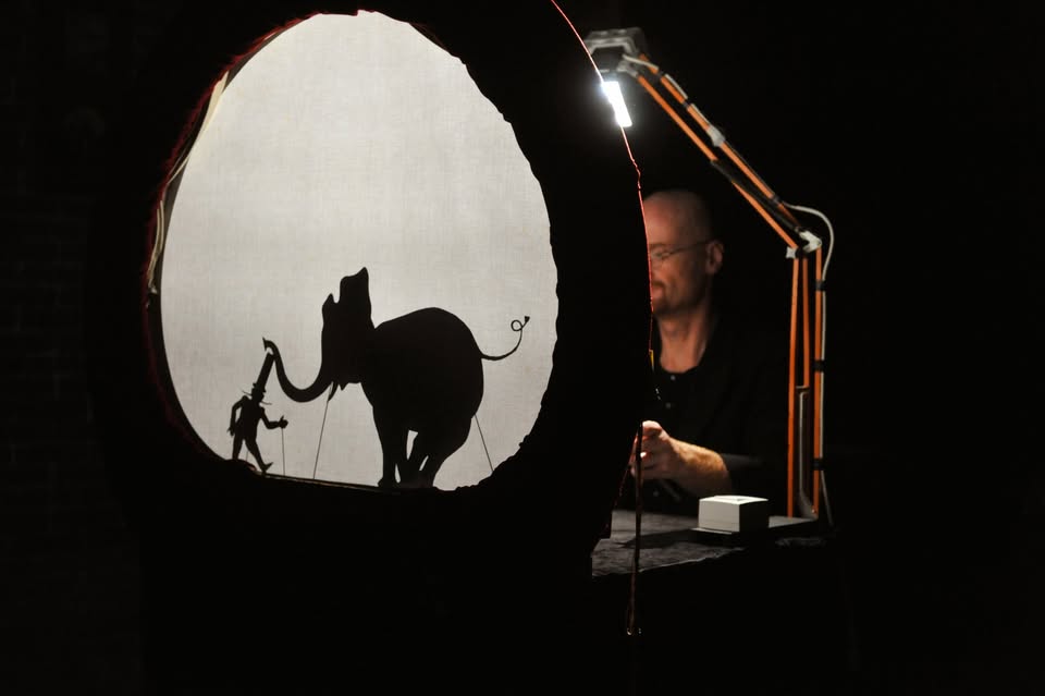 The Circus has Arrived / Claire de Lune