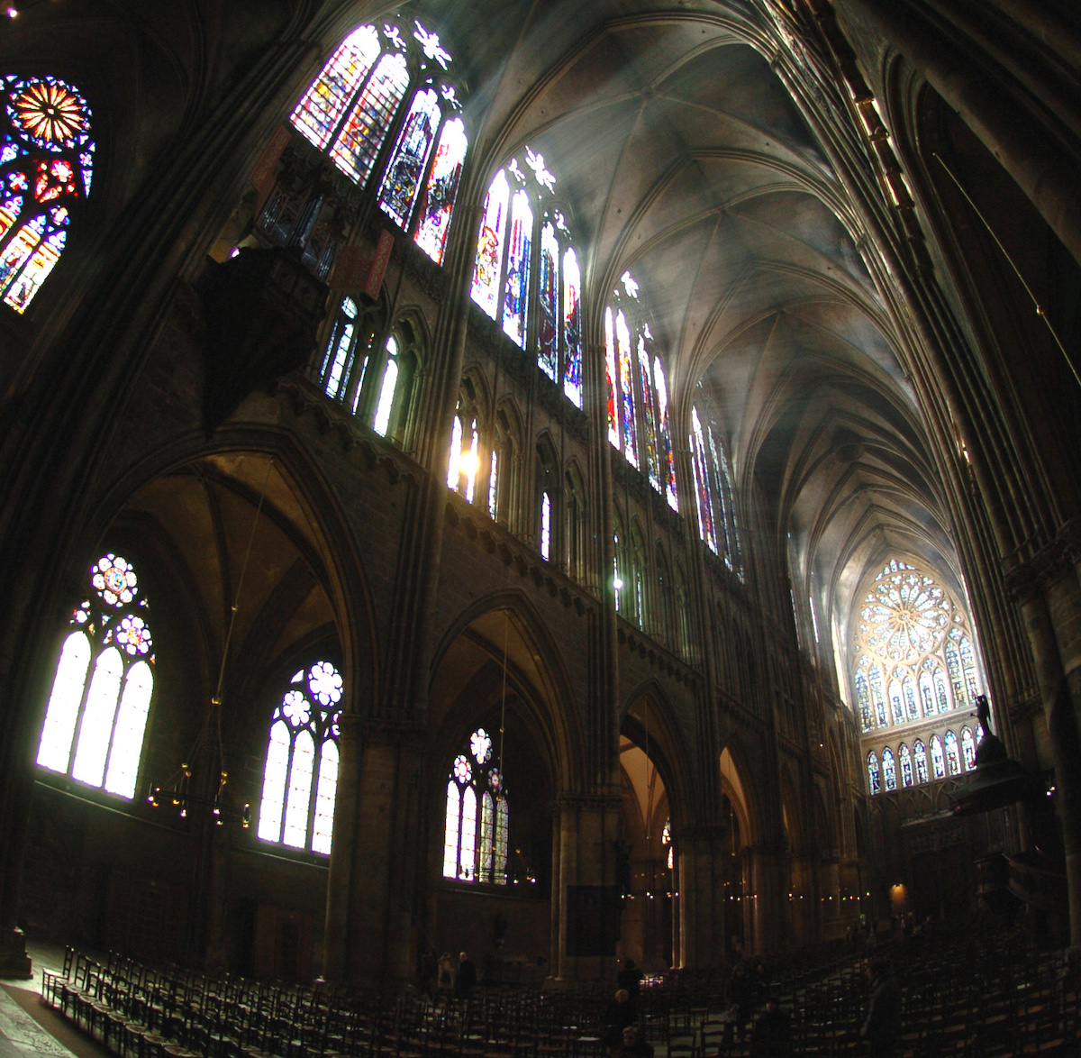 Guided tour of Metz - The cathedral told by Pierre Perrat