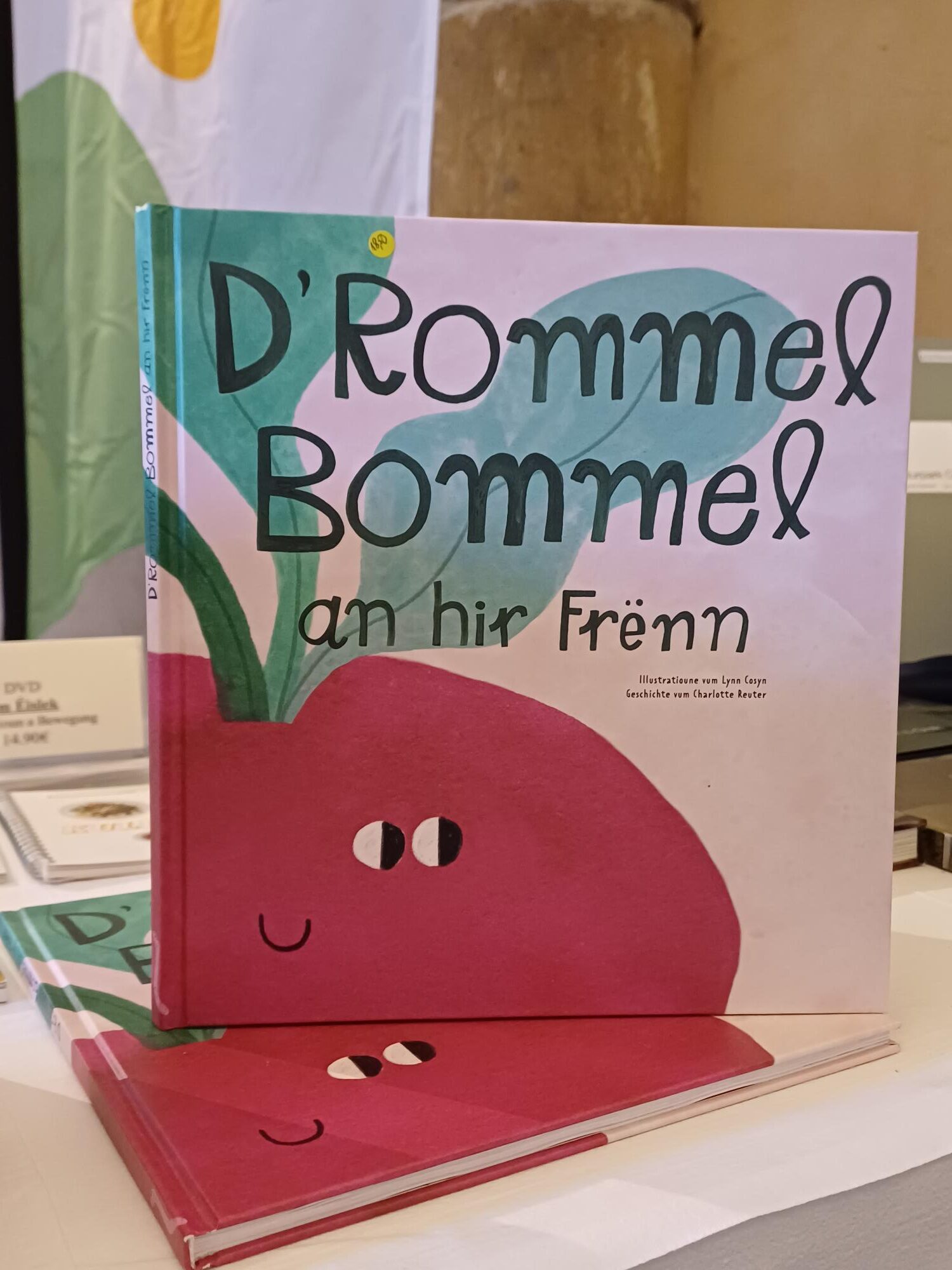 Expérience gustative à la betterave rouge du livre "D'Rommel Bommel et ses amis"