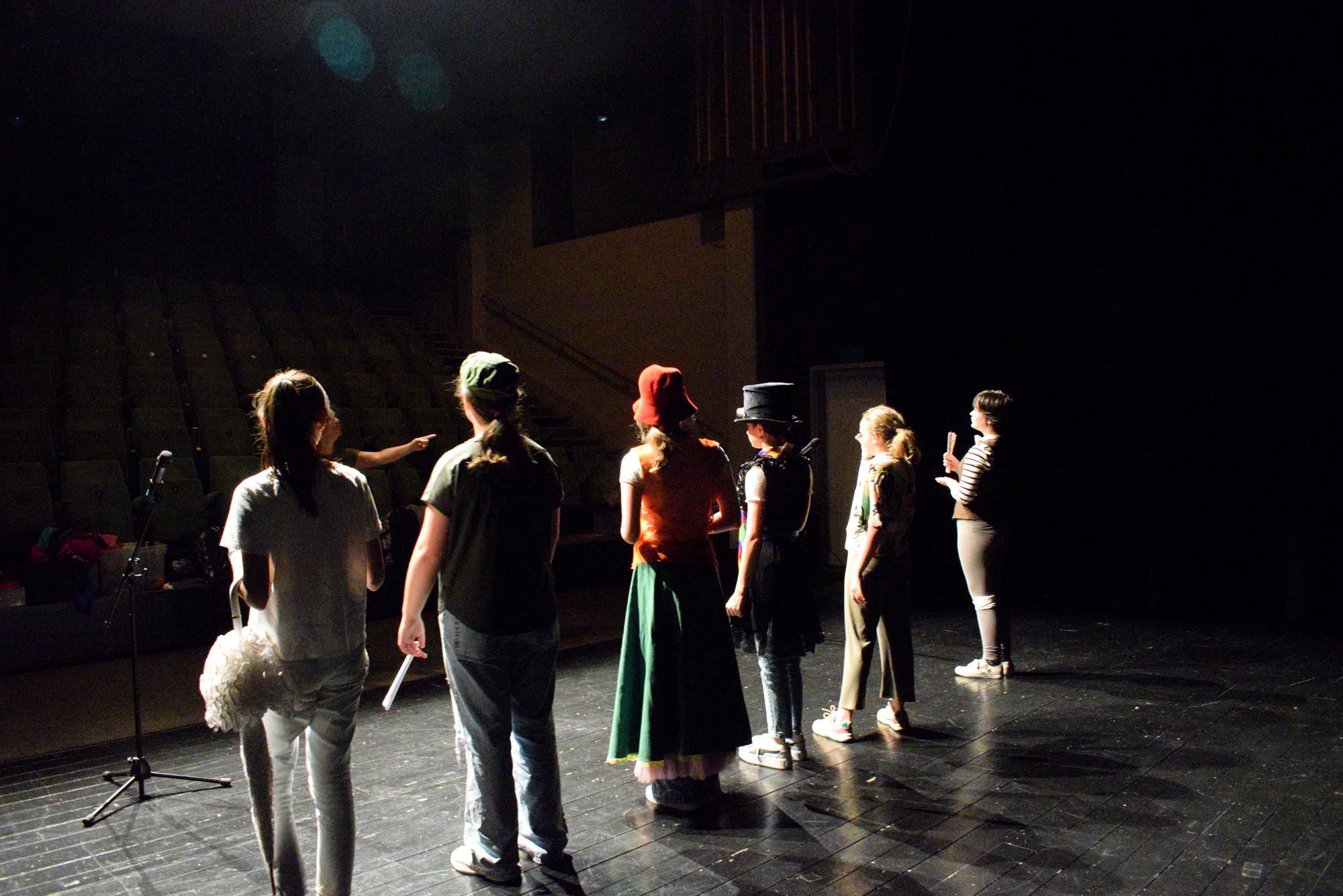 SCHICK.CHIC.CHIQUE: Theater Club Presentation