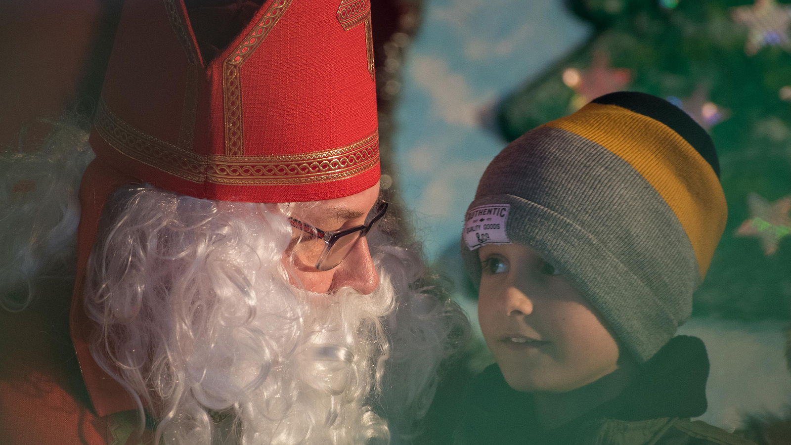 Saint Nicholas arrives in Ettelbruck