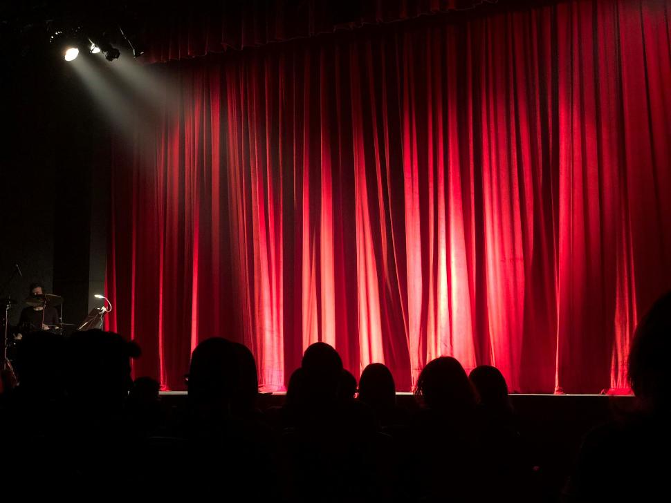Theater - Mambo