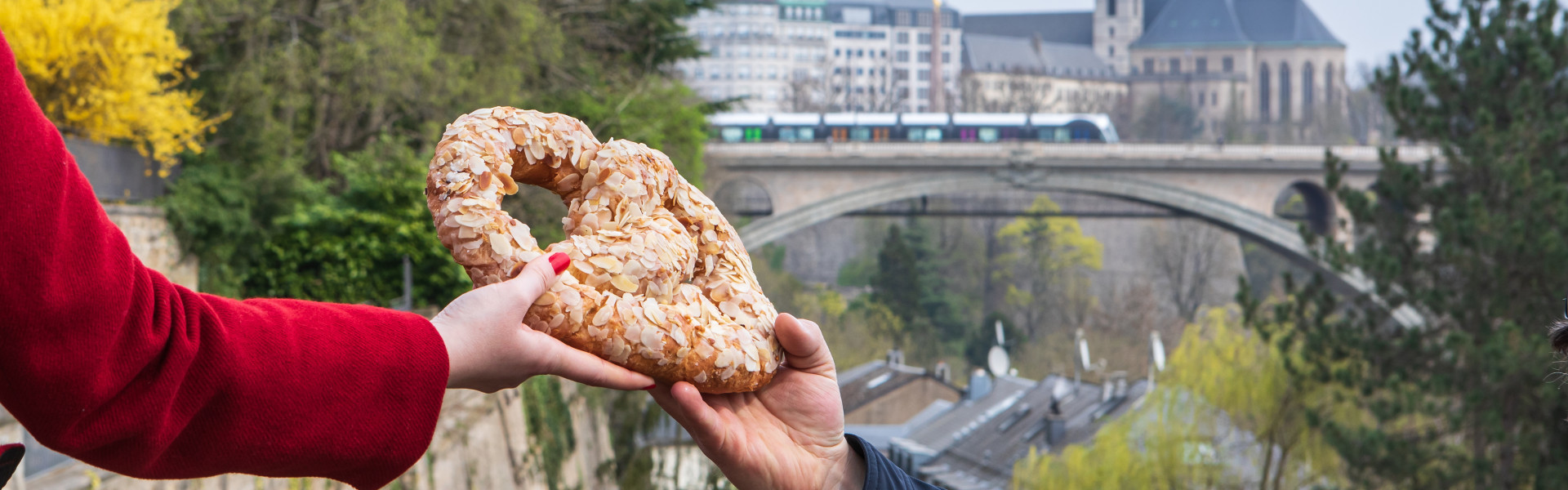 Bretzelsonndeg (Pretzel Sunday)