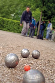 Veterans' pétanque competition