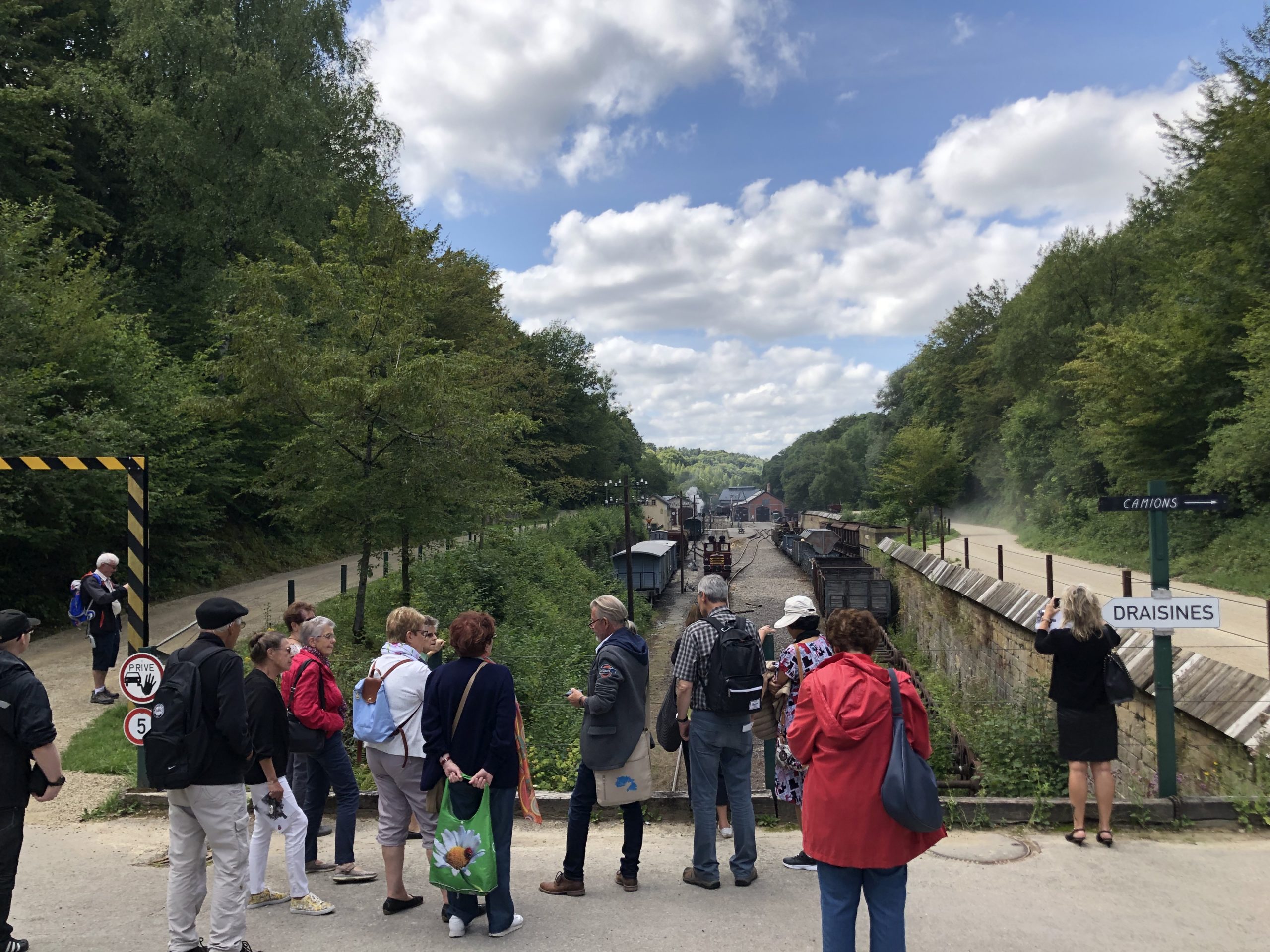 Guided tour of Fond-de-Gras (in English)