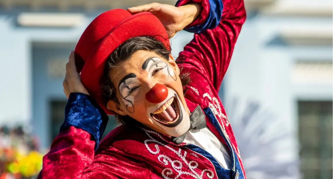 Cirque – Loyal Show