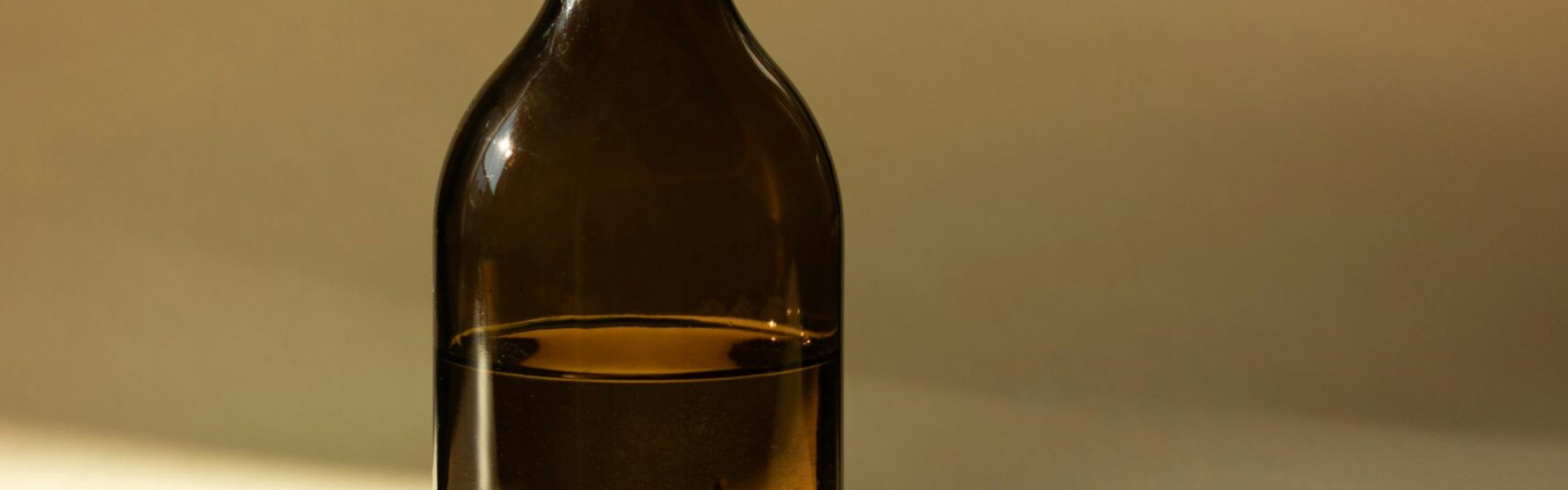 Tasting Conference on Still Waters: Still Waters – Tasteless and Odorless? Surprising Varieties in a