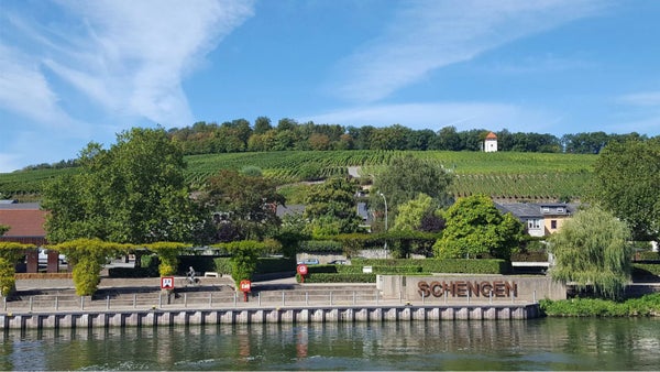 Cycle & Picnic  Schengen. 66km total.