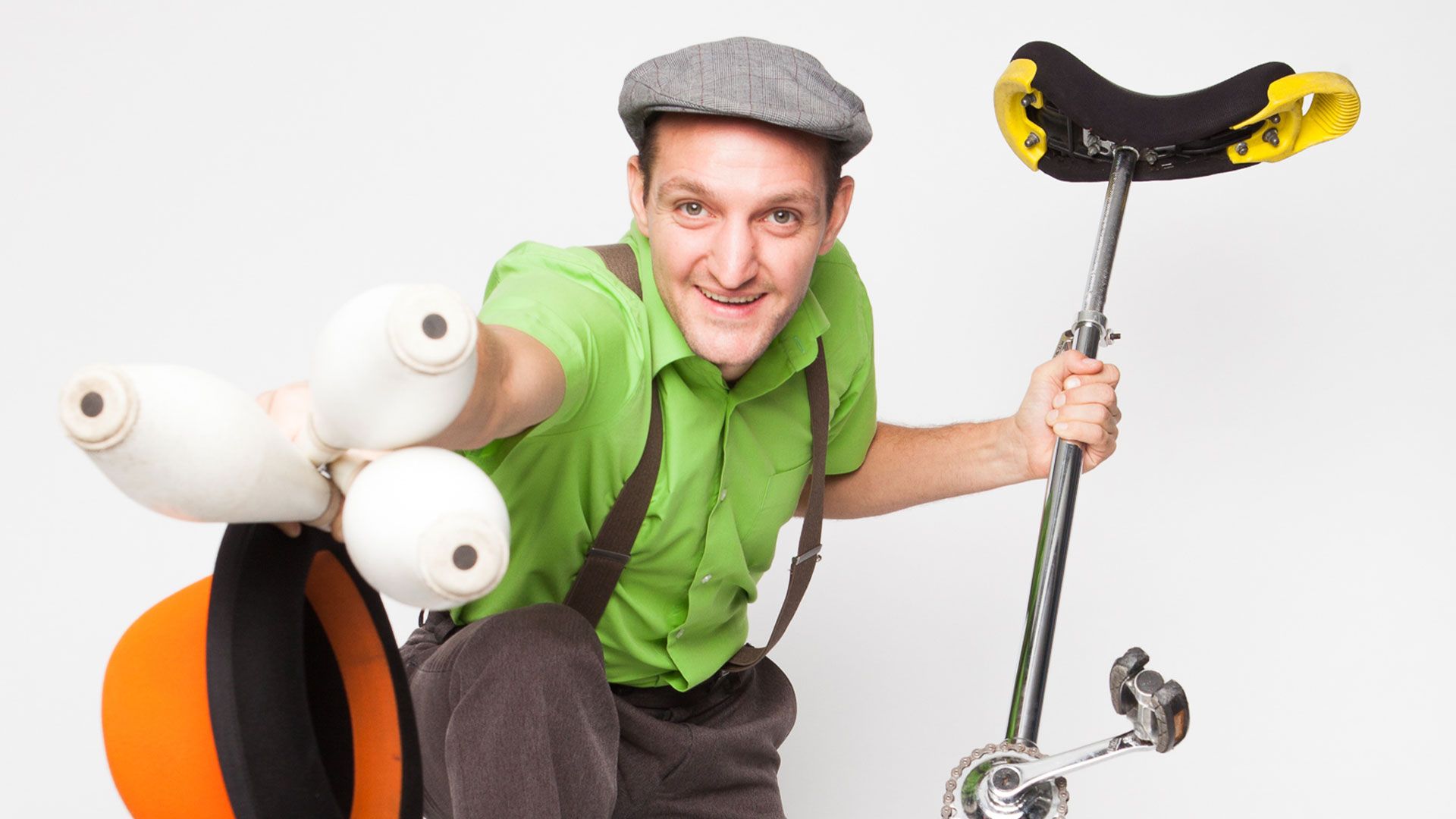 Participatory Circus and Theatre StandArt