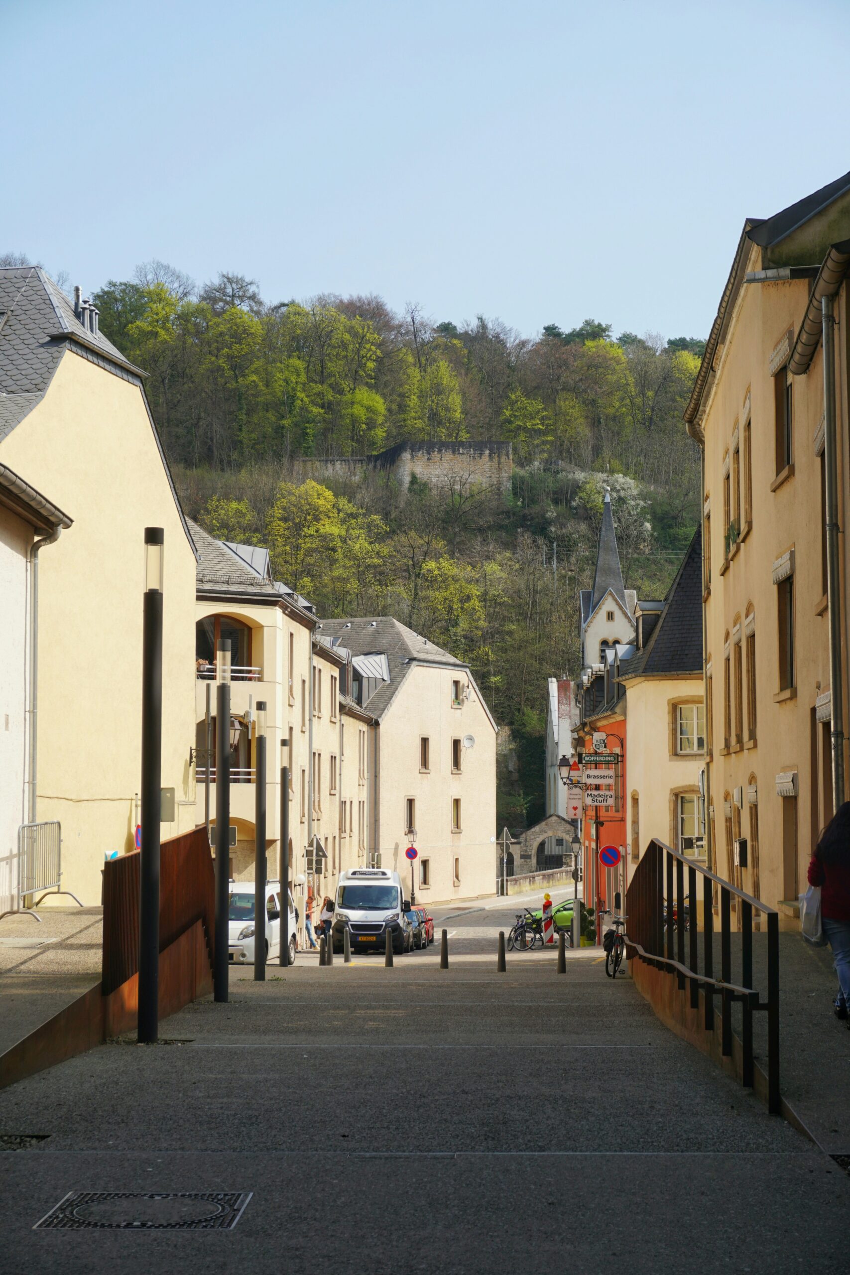 Neighborhood Culture: Discovering the Jéinesch