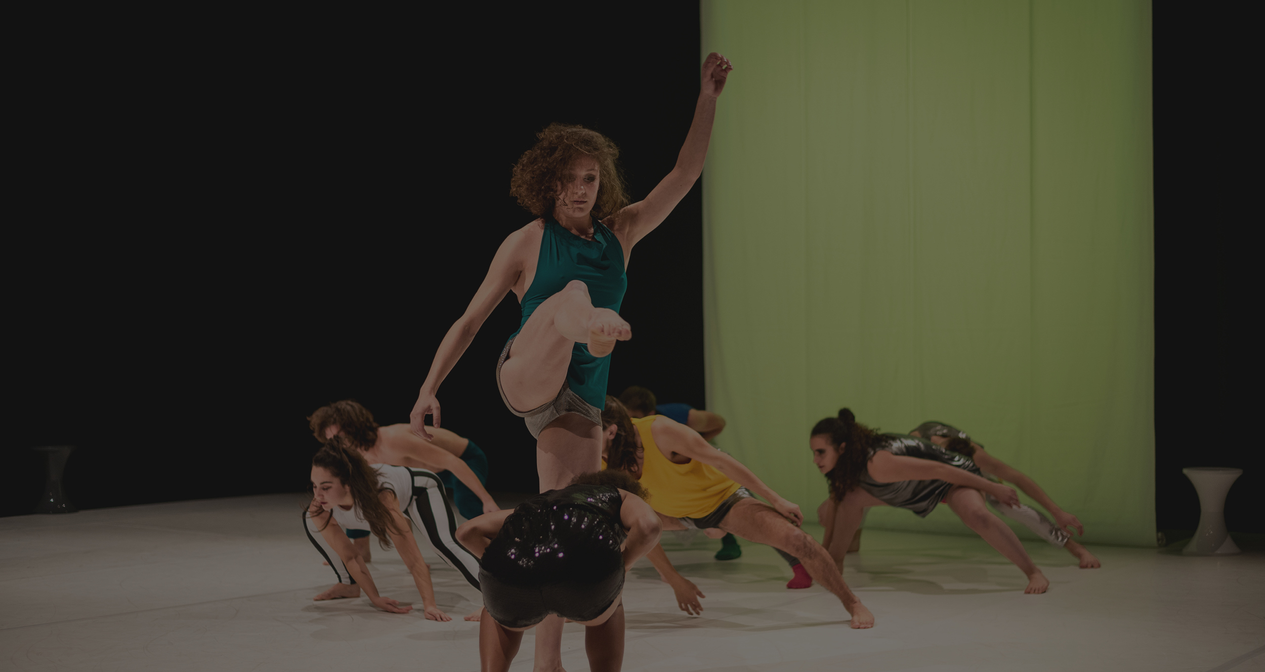 Hors Circuits - 30 ans du TROIS C-L : Nuit de la vidéo-danse