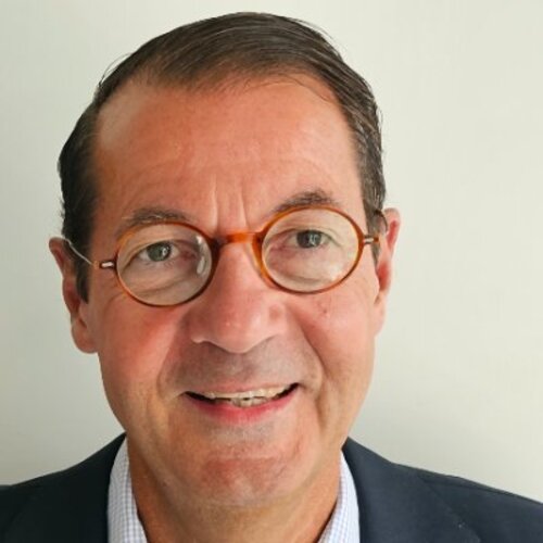 Bruno COLMANT, Reinventing Growth: Beyond the Limits?