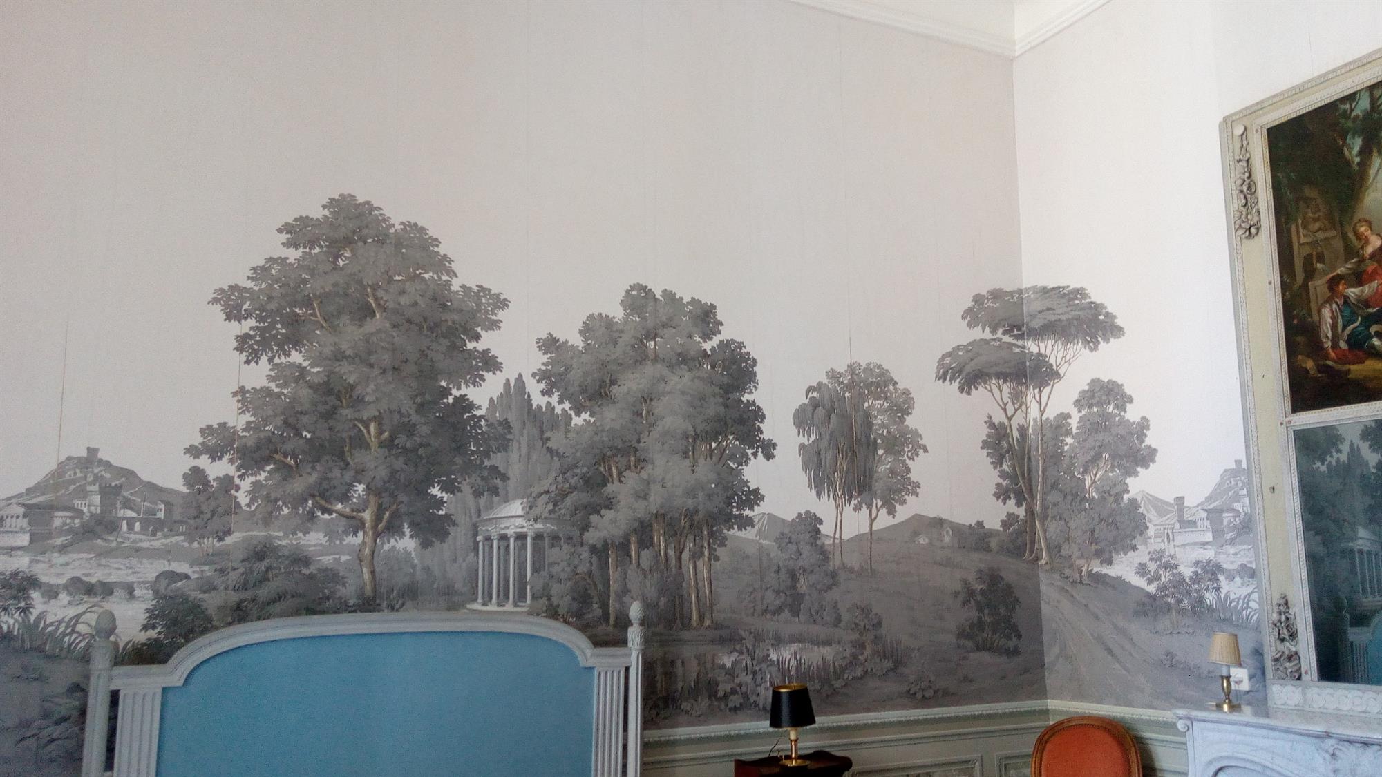 The Sundays of Florence - The Züber House and the History of Wallpapers and Panoramics