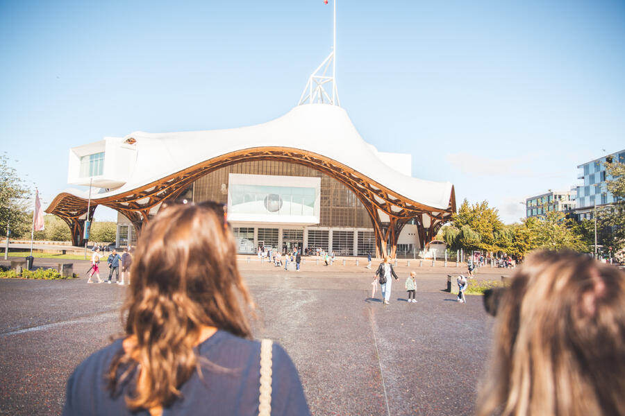 Architecture moderne, le quartier de l'Amphithéâtre - Visite guidée de Metz