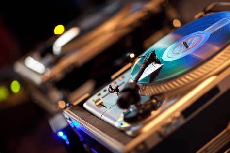 Open Format - Eric Yann