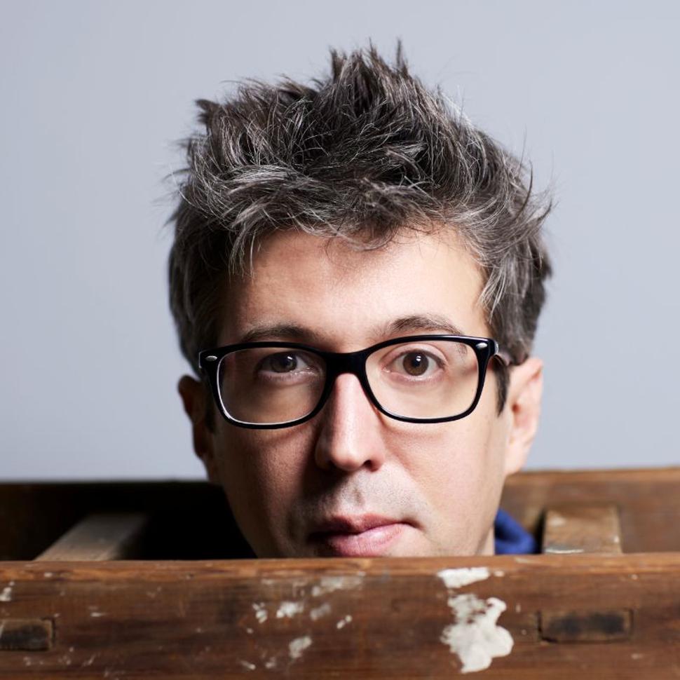 Noël Interdit: A Christmas Show Narrated and Sung