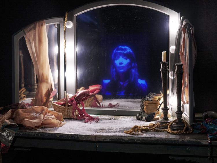 Workshop: Hidden Side. Portraits of the Alter Ego