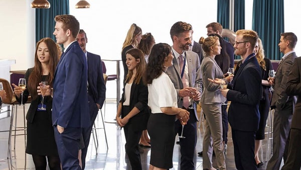 Afterwork cocktail de réseautage